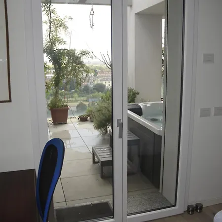 民宿 Mountain View 米兰